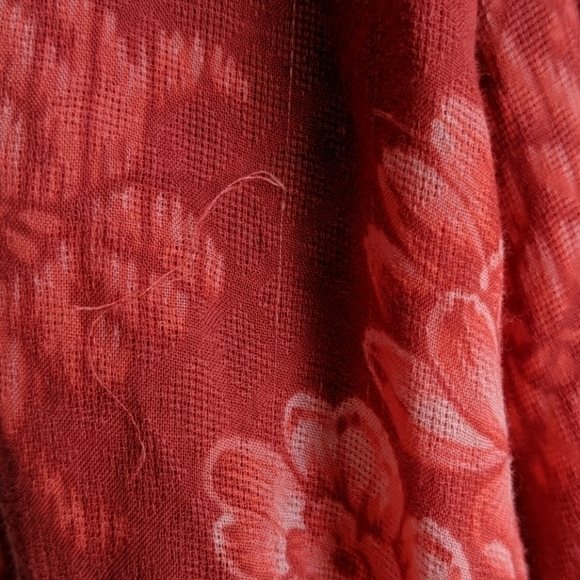 Anthropologie Akemi + Kin Red Sheer Floral Long Sleeve Blouse Size Small - Picture 8 of 8